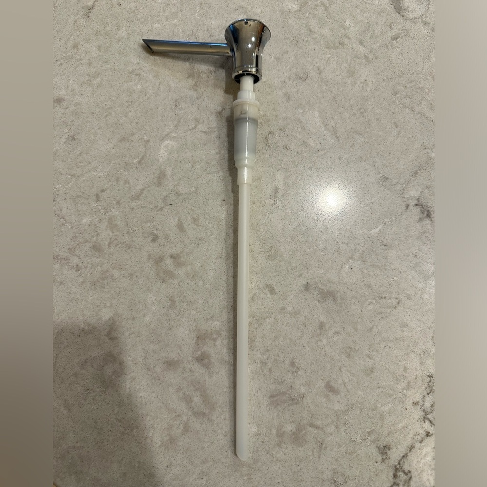 Moen- soap pump for kitchen sink
